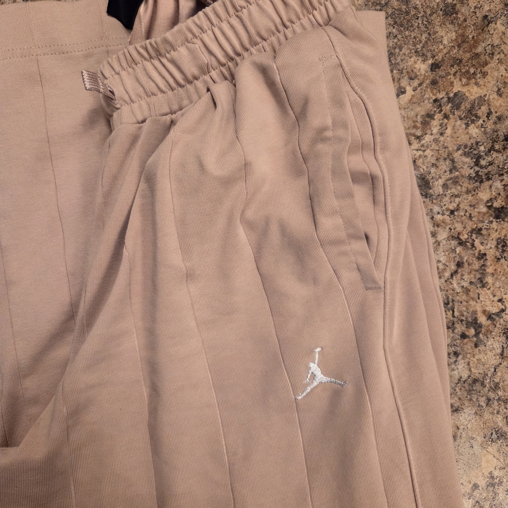 Jordan Tan Women's Pants